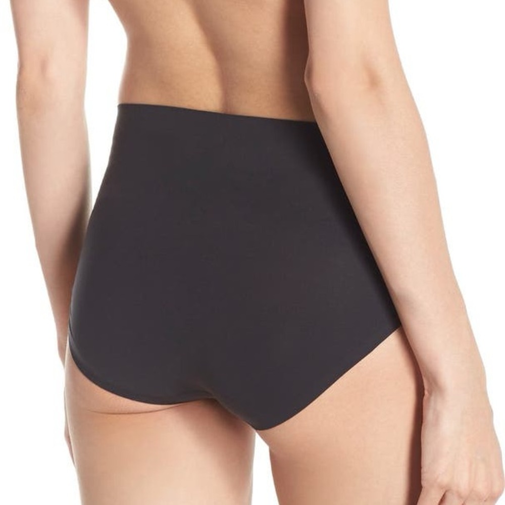 SPANX SPANXsmooth™ Undie-tectable Briefs ❤️NWT❤️IN STORES❤️ - Picture 3 of 4